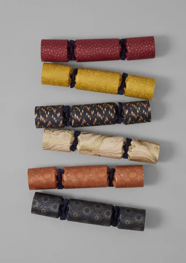 TOAST Christmas Decorations-Christmas Crackers